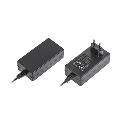 قیمت خوب سفید / سیاه قدرت Pd جهانی 18w / 20w برای شارژ سریع آنلاین